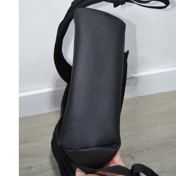 Moleskine ID Collection Black Backpack - Picture 5 of 16